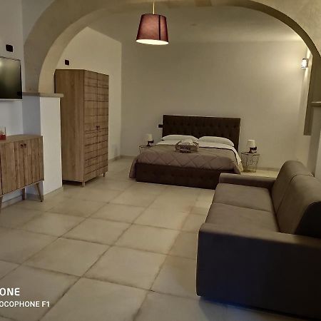 Appartamento Suite Santa Teresa Taranto Eksteriør bilde