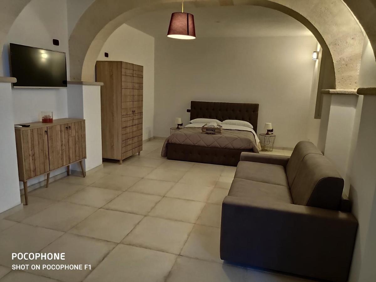 Appartamento Suite Santa Teresa Taranto Eksteriør bilde